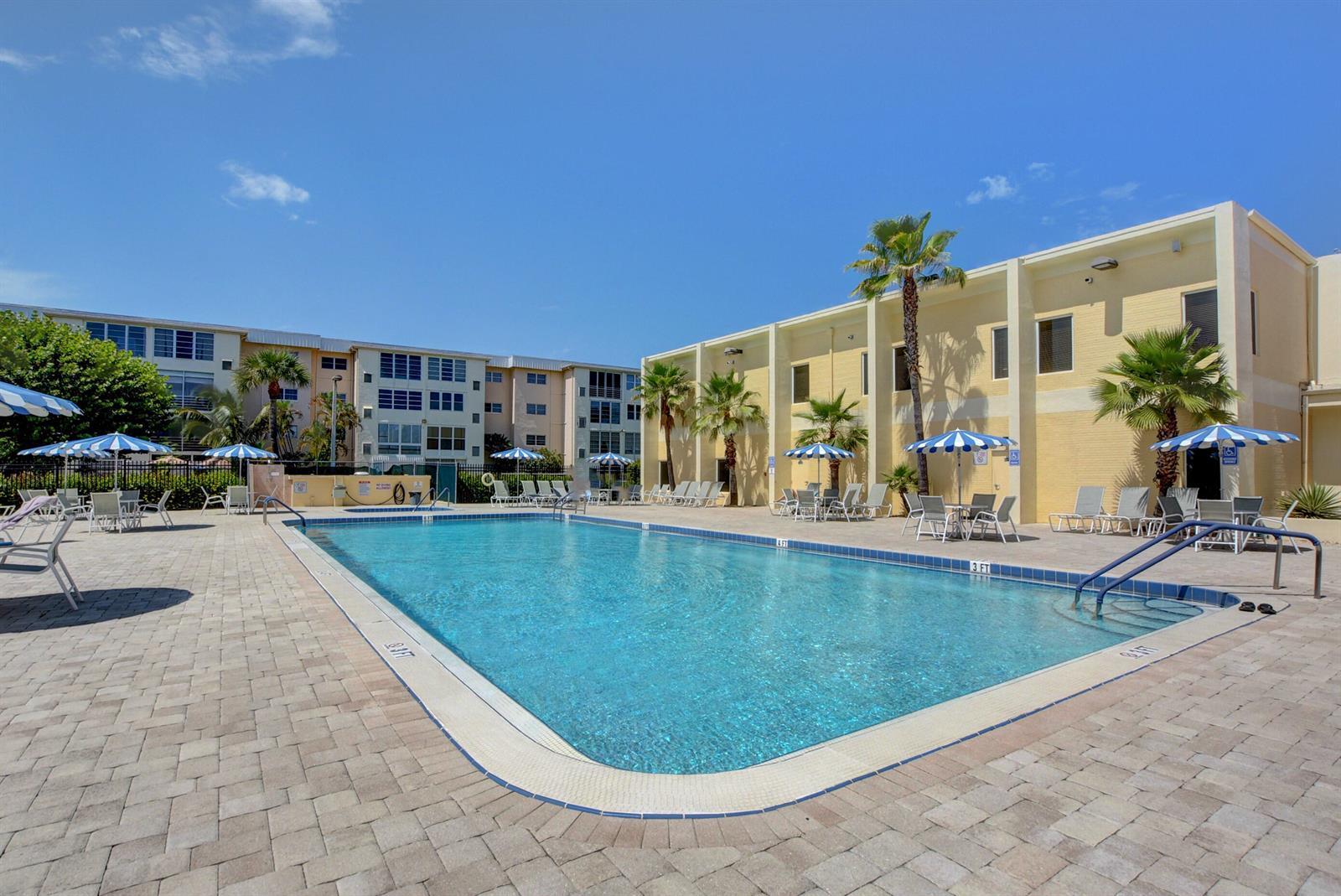 300 NE 26th Avenue # 408, Boynton Beach FL 33435 photo 2