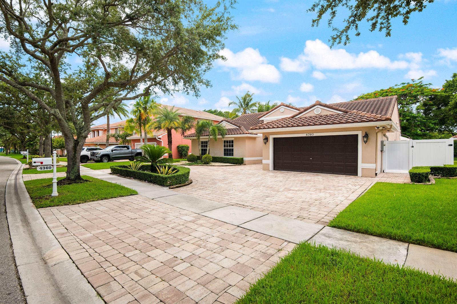 4360 SW 152ND Avenue, Miramar FL 33027 photo 2
