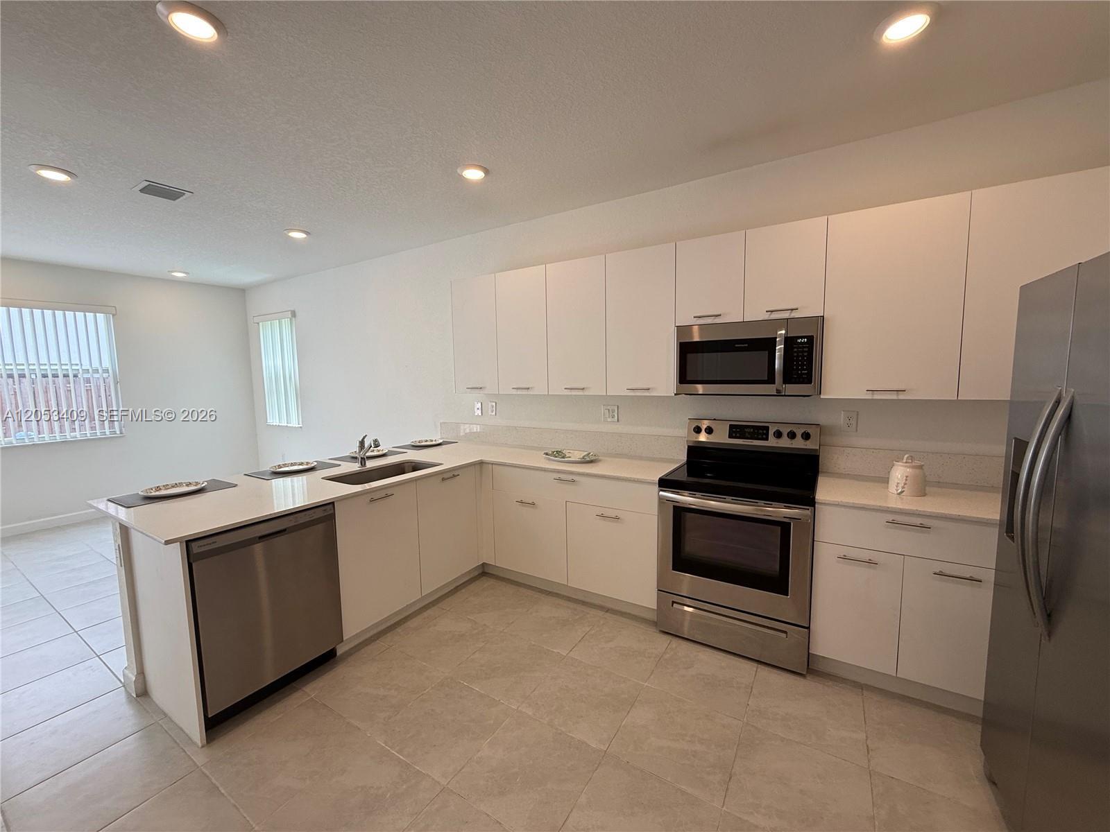 12845 NW 24th Ave, Miami FL 33167 photo 3