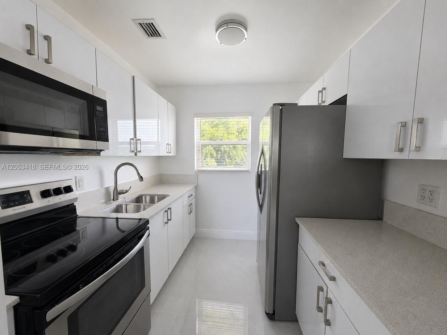 1767 NW 3rd Ave # 4, Miami FL 33136