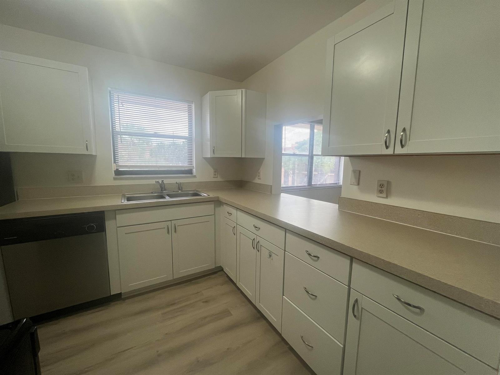 5975 Forest Hill Boulevard # 201, West Palm Beach FL 33415 photo 3