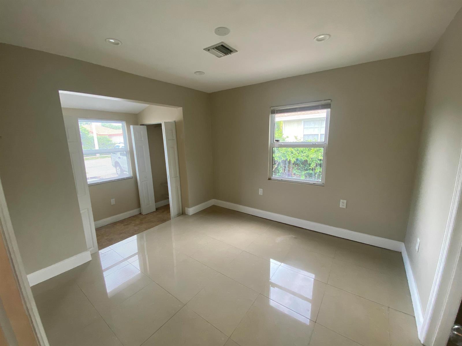 638 SW 7TH Avenue, Delray Beach FL 33444