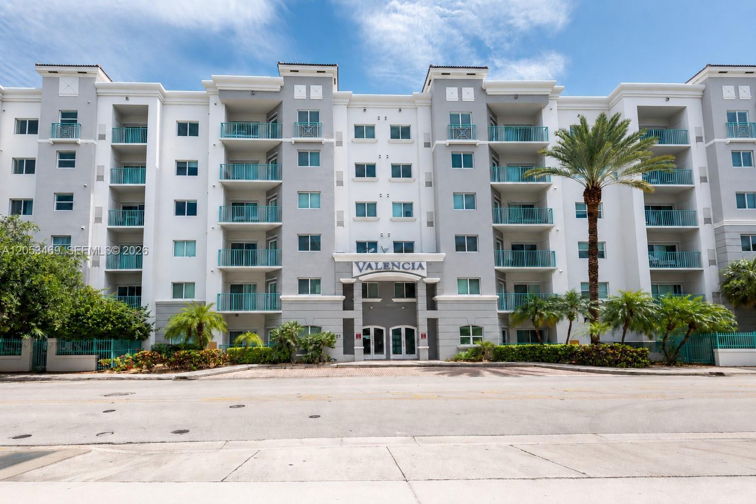 South Miami, FL 33143 photo 2