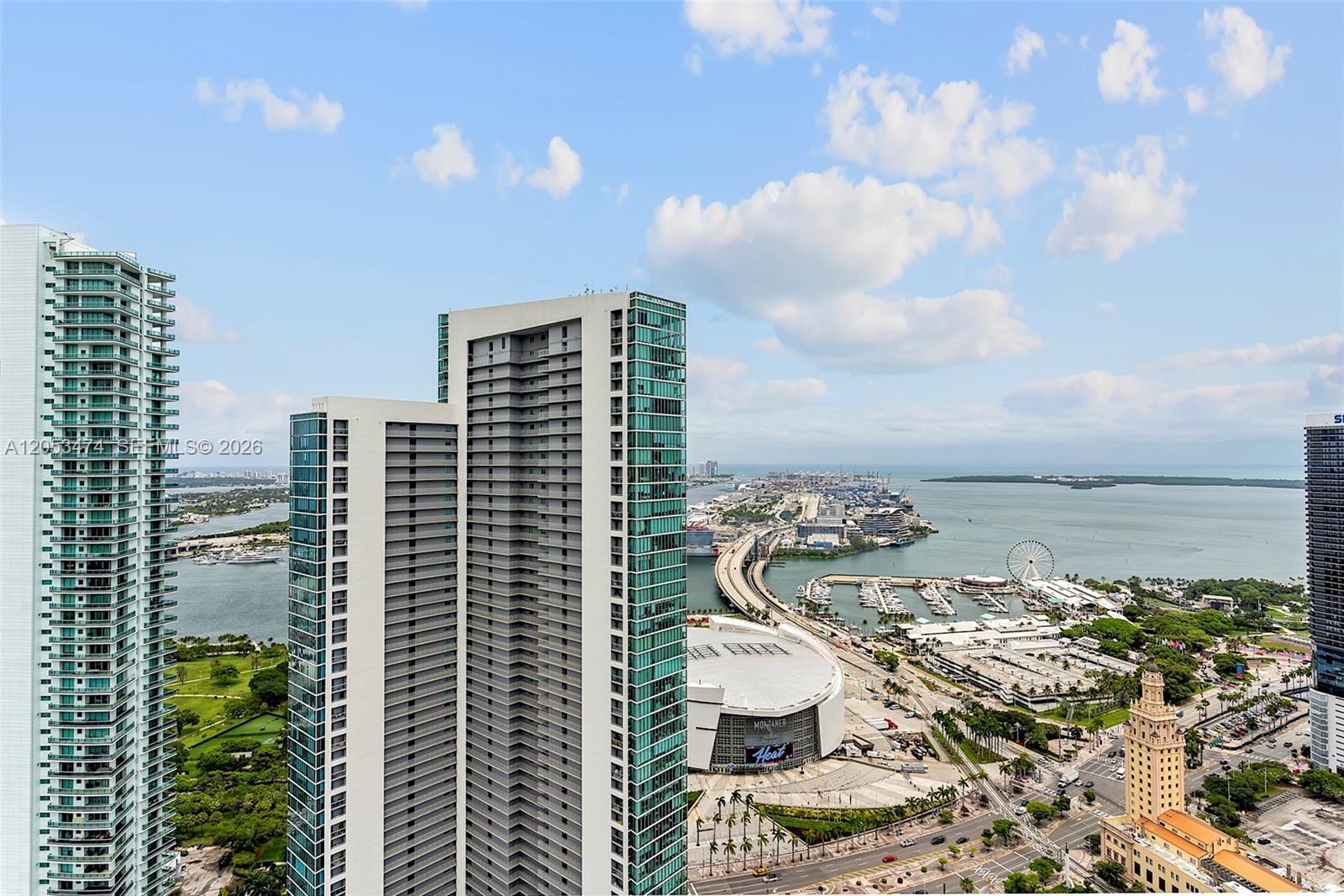 851 NE 1st Ave # 4407, Miami FL 33132 photo 3