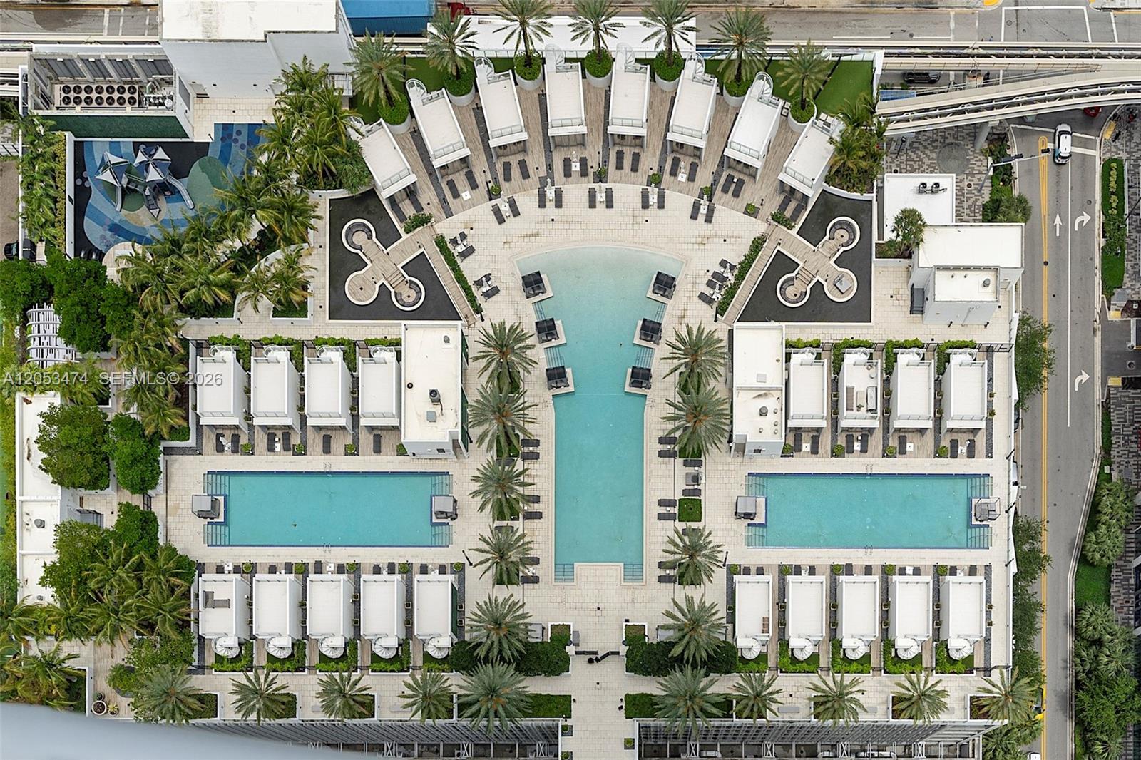 851 NE 1st Ave # 4407, Miami FL 33132 photo 4