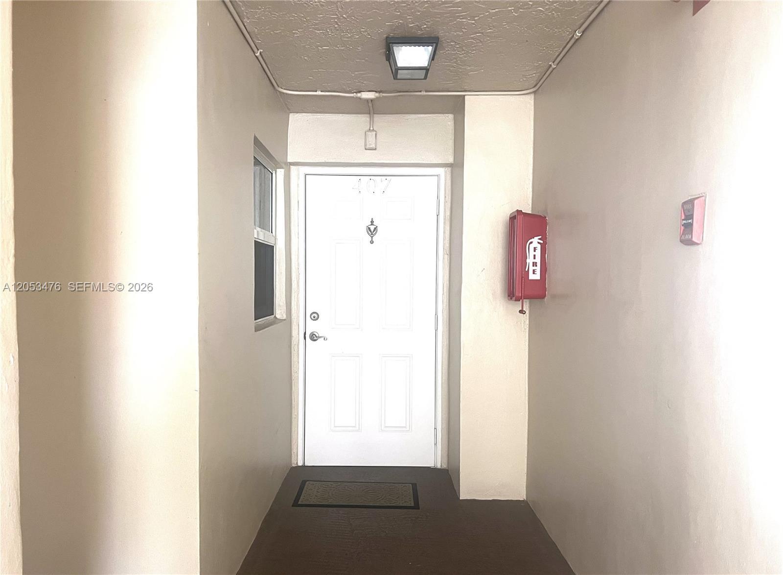 9451 Evergreen Pl # 407, Davie FL 33324 photo 3