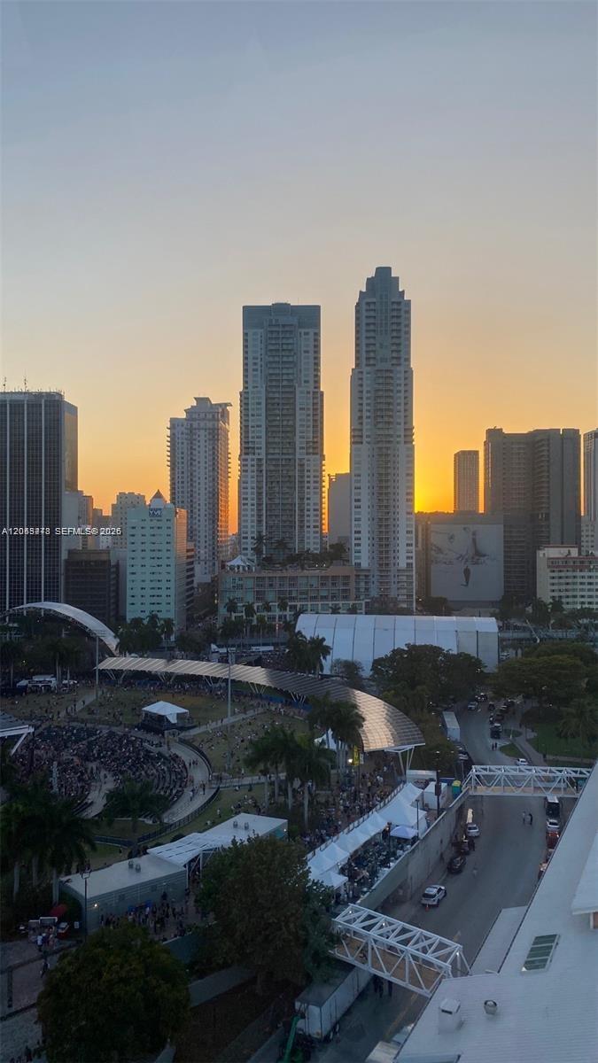 Miami, FL 33132 photo 2