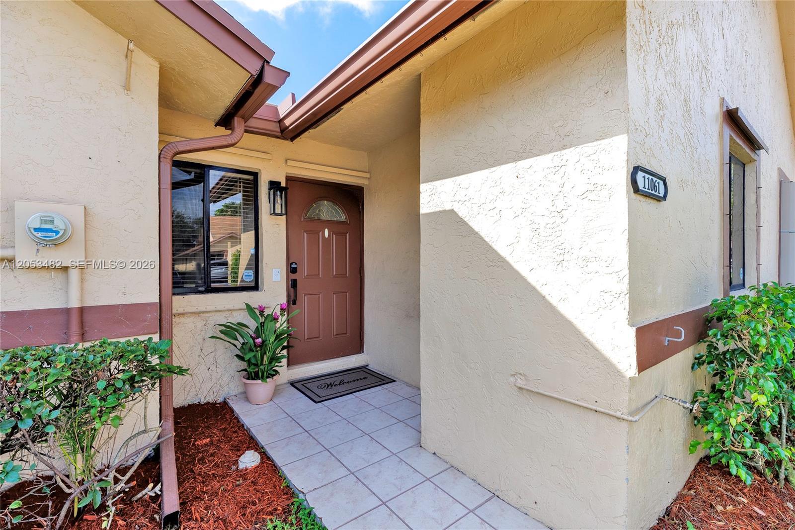 11061 NW 38th Pl, Sunrise FL 33351 photo 3