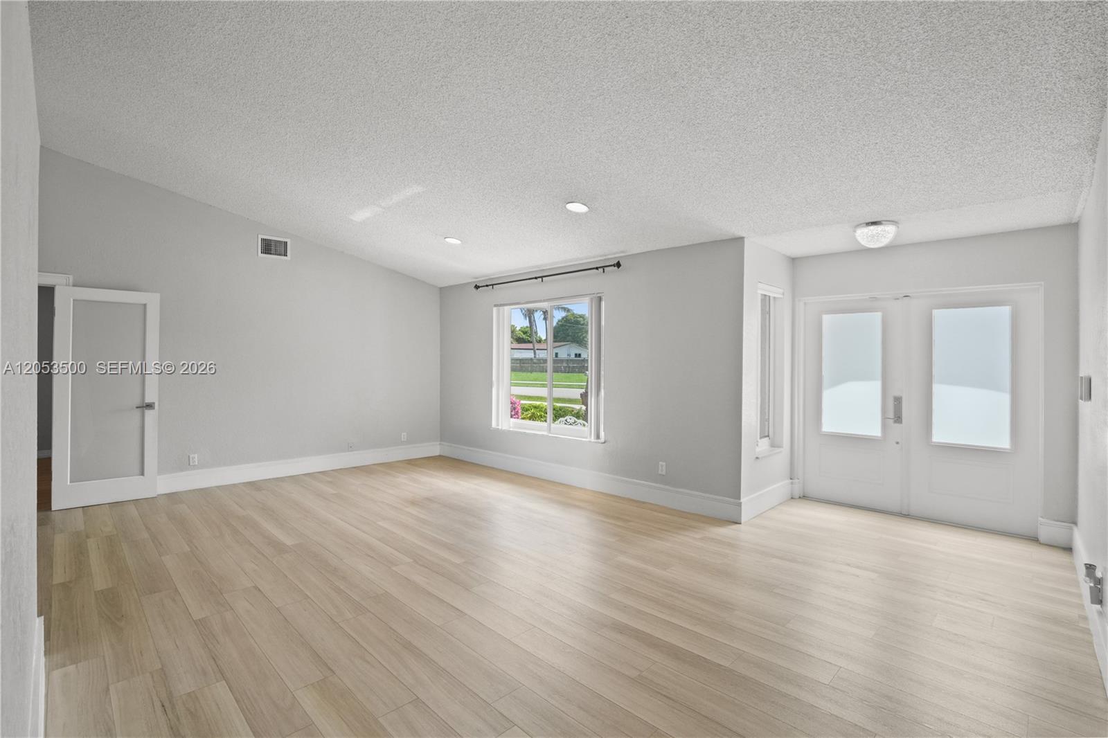 4040 NE 6th Ave, Deerfield Beach FL 33064 photo 3