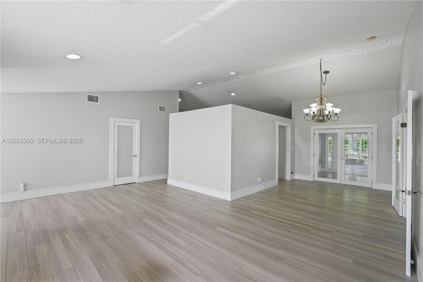 4040 NE 6th Ave, Deerfield Beach FL 33064 photo 5