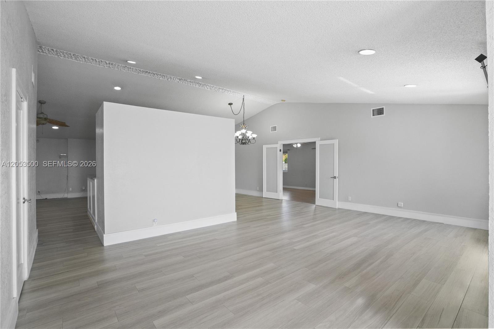 4040 NE 6th Ave, Deerfield Beach FL 33064 photo 4