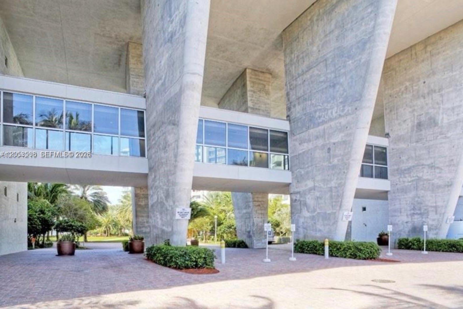 1500 Bay Rd # 484S, Miami Beach FL 33139