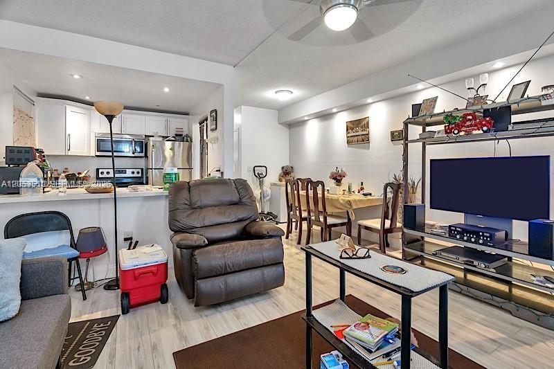 19000 NE 3rd Ct # 405, Miami FL 33179 photo 5