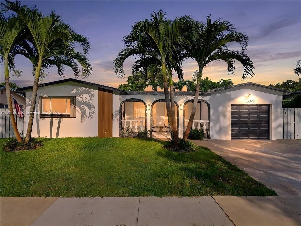 5049 SW 88th Ter, Cooper City FL 33328 photo 2