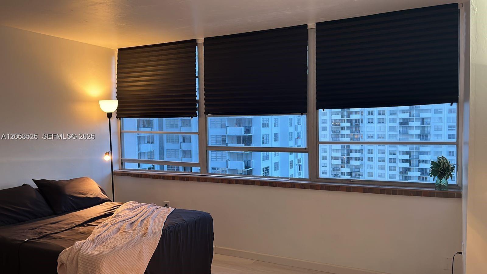 18071 Biscayne Blvd # 1402, Aventura FL 33160 photo 5