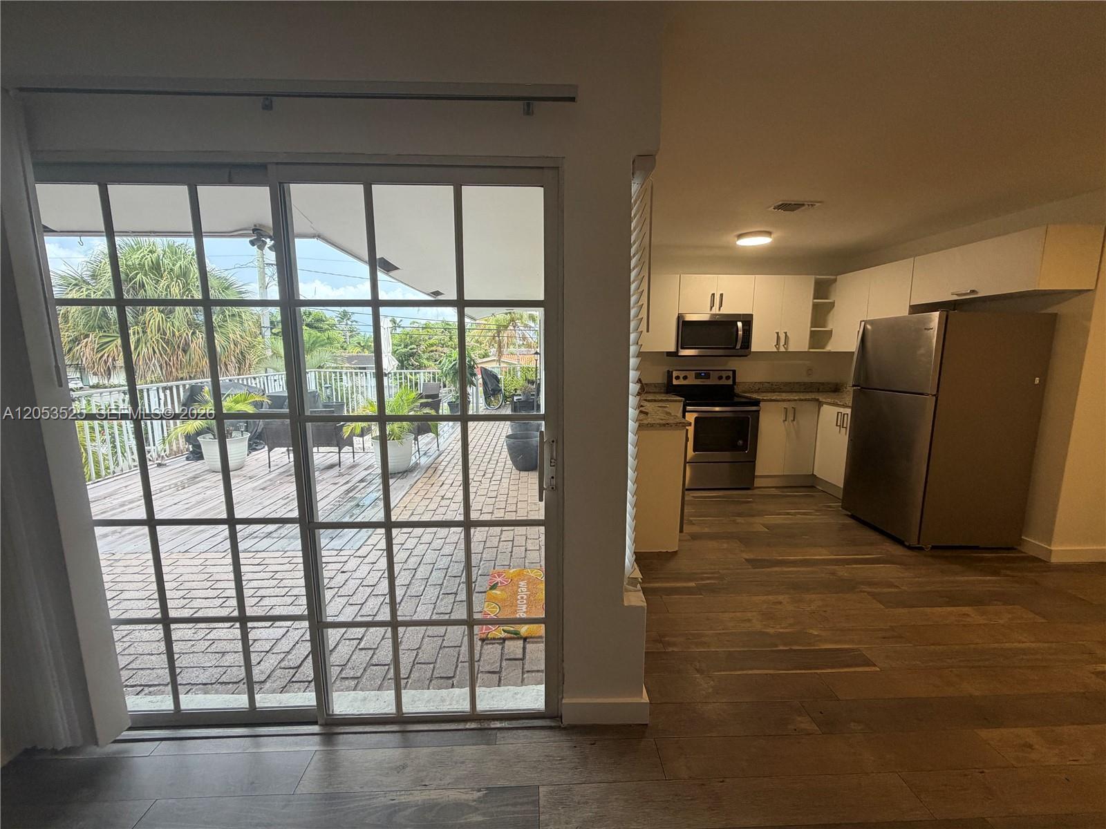1425 NE 56th St # 5, Fort Lauderdale FL 33334 photo 3