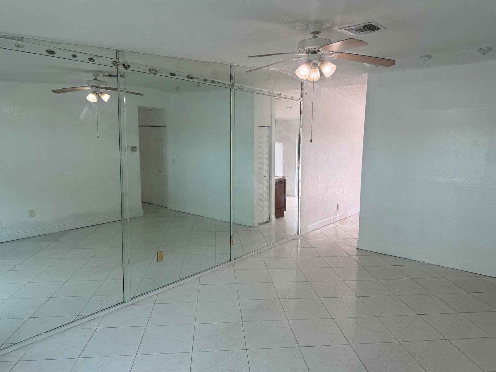 7814 PEMBROKE Road, Miramar FL 33023 photo 5