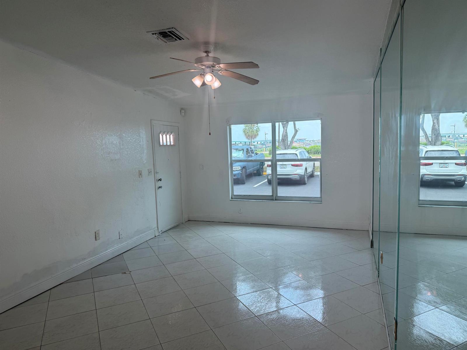 7814 PEMBROKE Road, Miramar FL 33023 photo 4