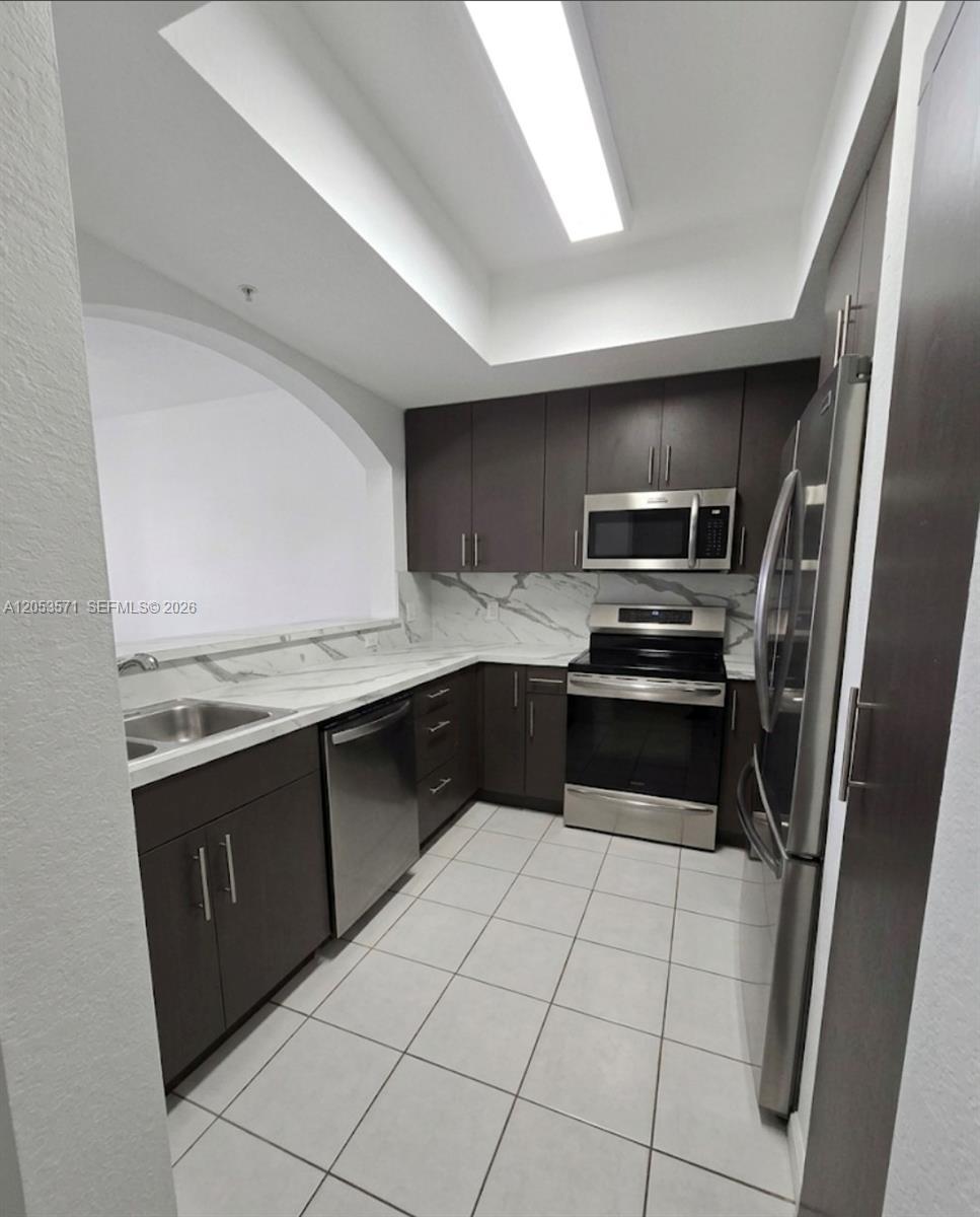8936 W Flagler St # 204, Miami FL 33174 photo 3
