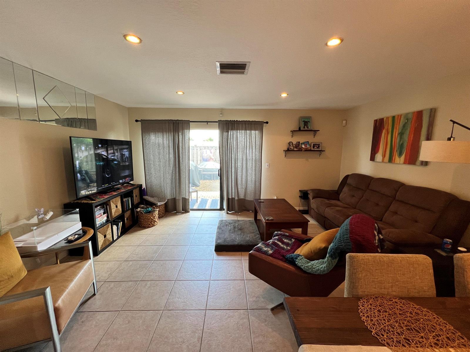 778 HILL Drive # D, West Palm Beach FL 33415 photo 3
