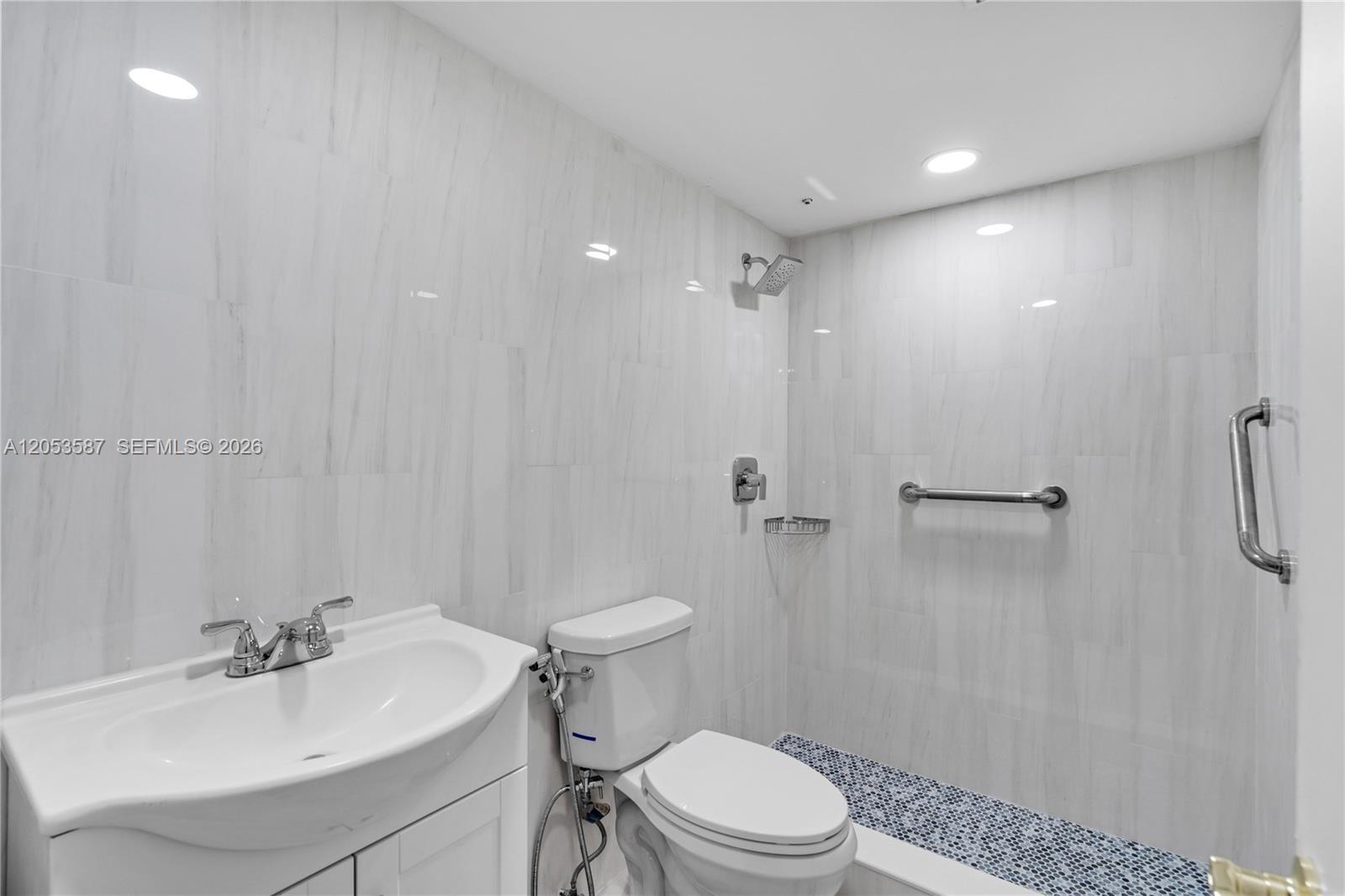 801 SW 133rd Ter # 406K, Pembroke Pines FL 33027 photo 5