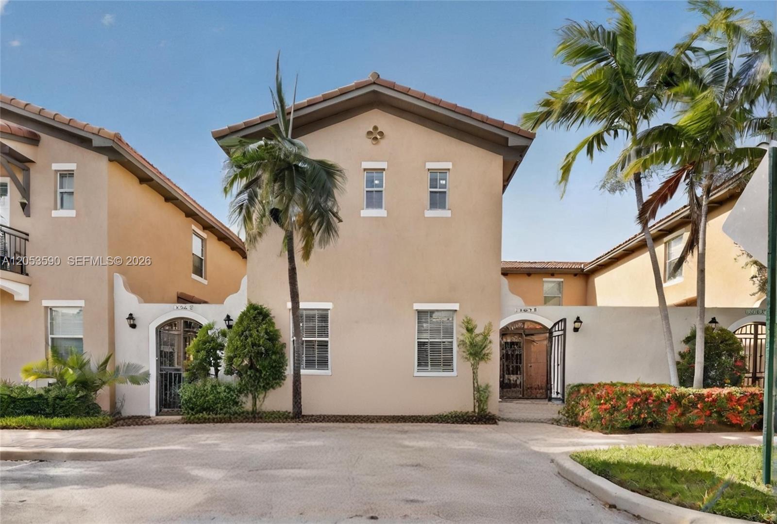 14633 SW 13th St, Pembroke Pines FL 33027 photo 2