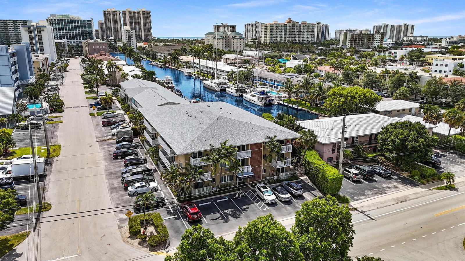 3220 Bayview Drive # 202, Fort Lauderdale FL 33306 photo 2