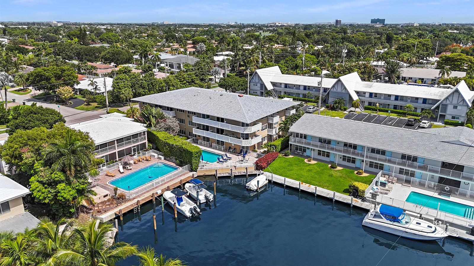 3220 Bayview Drive # 202, Fort Lauderdale FL 33306 photo 3