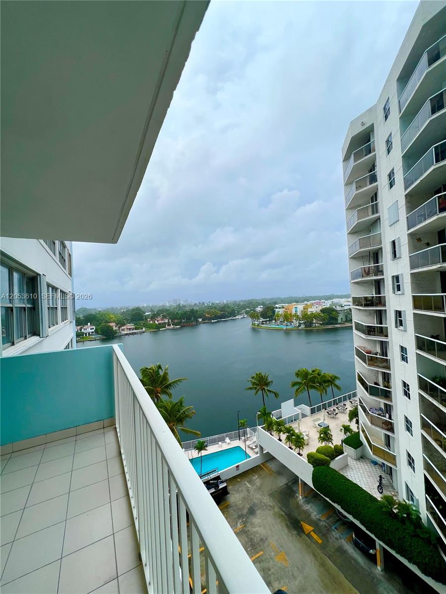 5838 Collins Ave # 7E, Miami Beach FL 33140