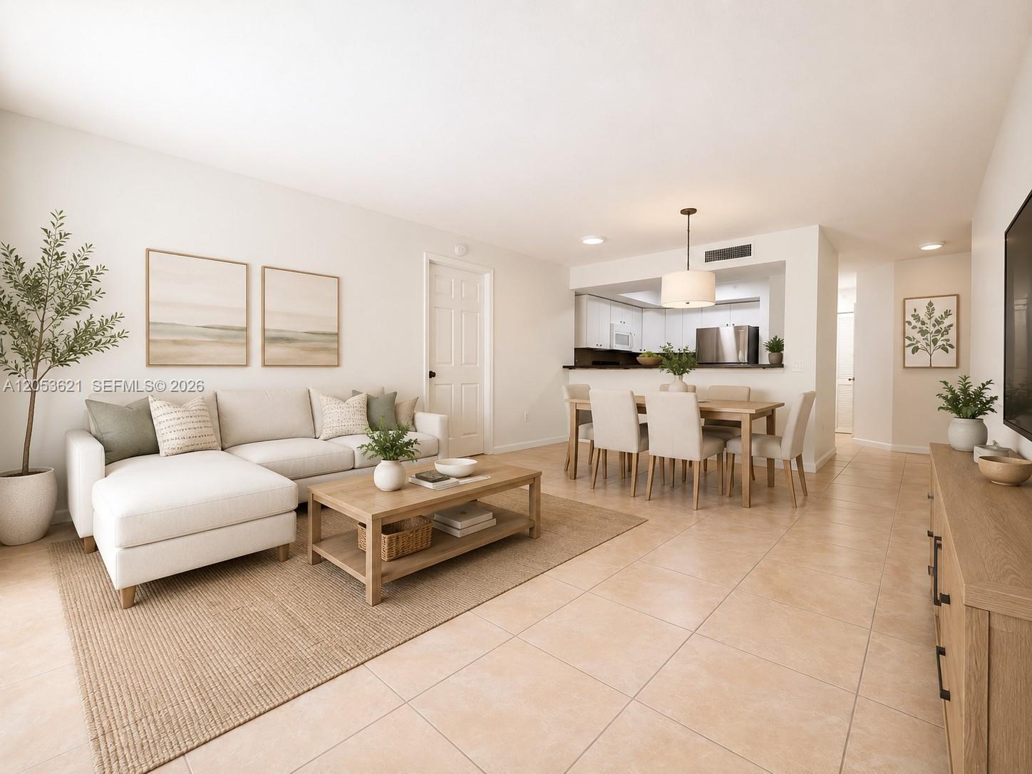440 S Park # 109, Hollywood FL 33021