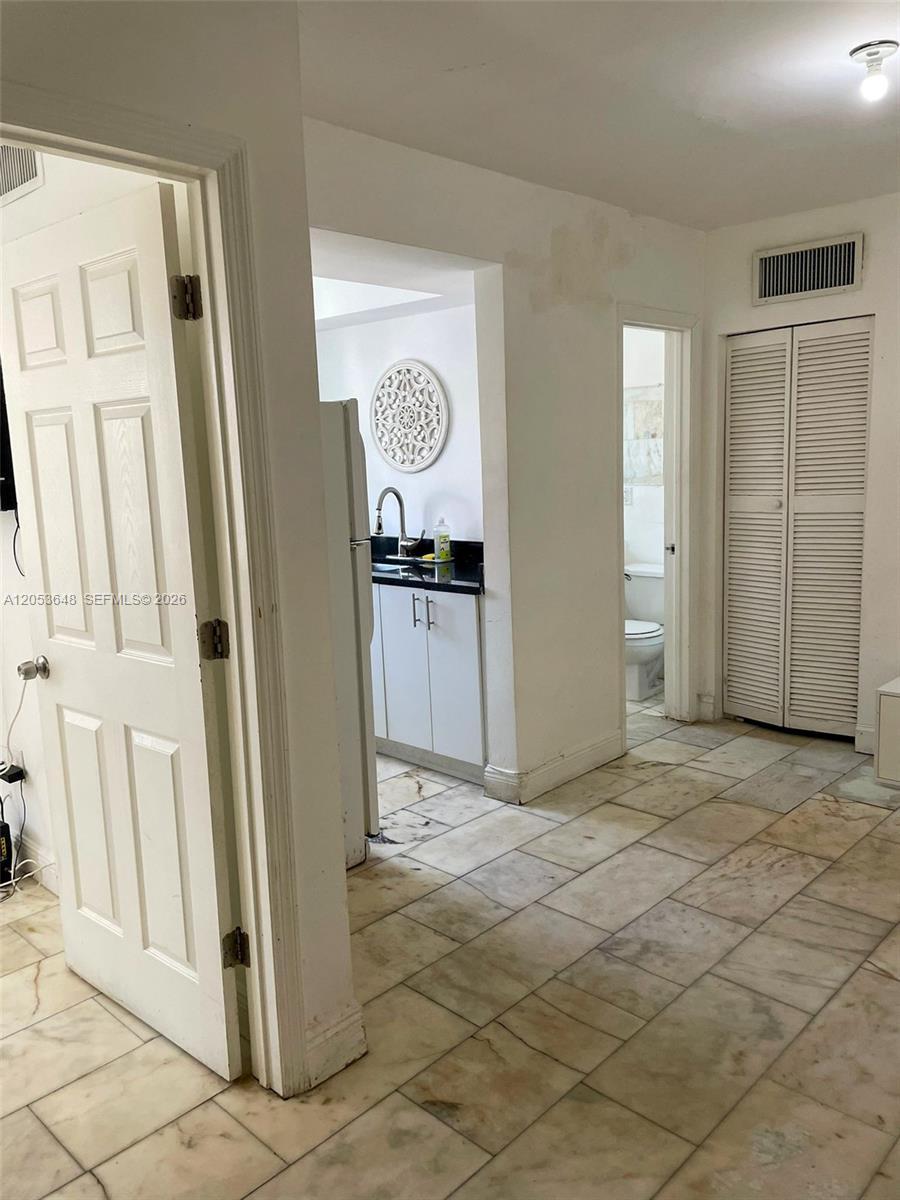 1526 Pennsylvania Ave # 14, Miami Beach FL 33139 photo 2