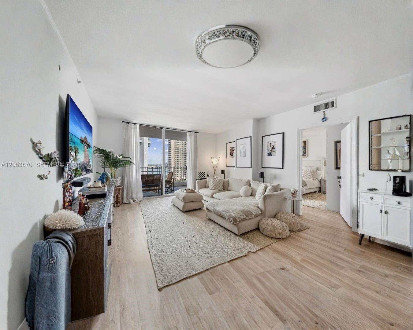 701 Brickell Key Blvd # 1106, Miami FL 33131 photo 2