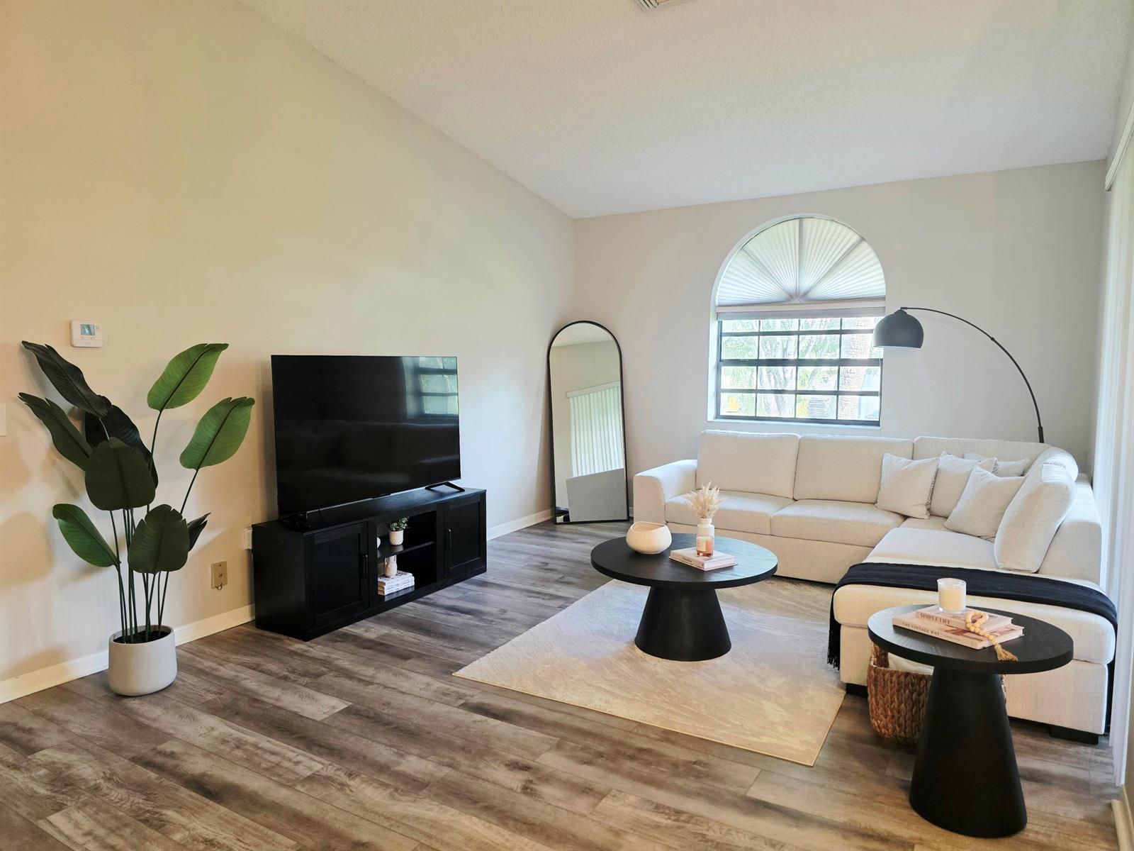 5450 Verona Drive # L, Boynton Beach FL 33437 photo 4