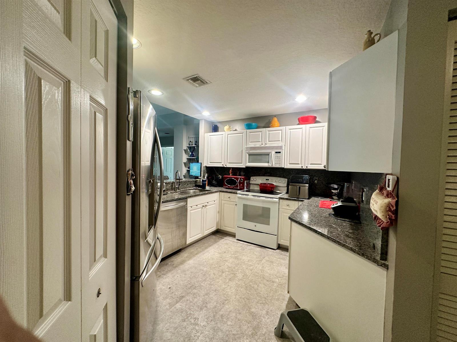 12418 CRYSTAL POINTE Drive # 102, Boynton Beach FL 33437 photo 4