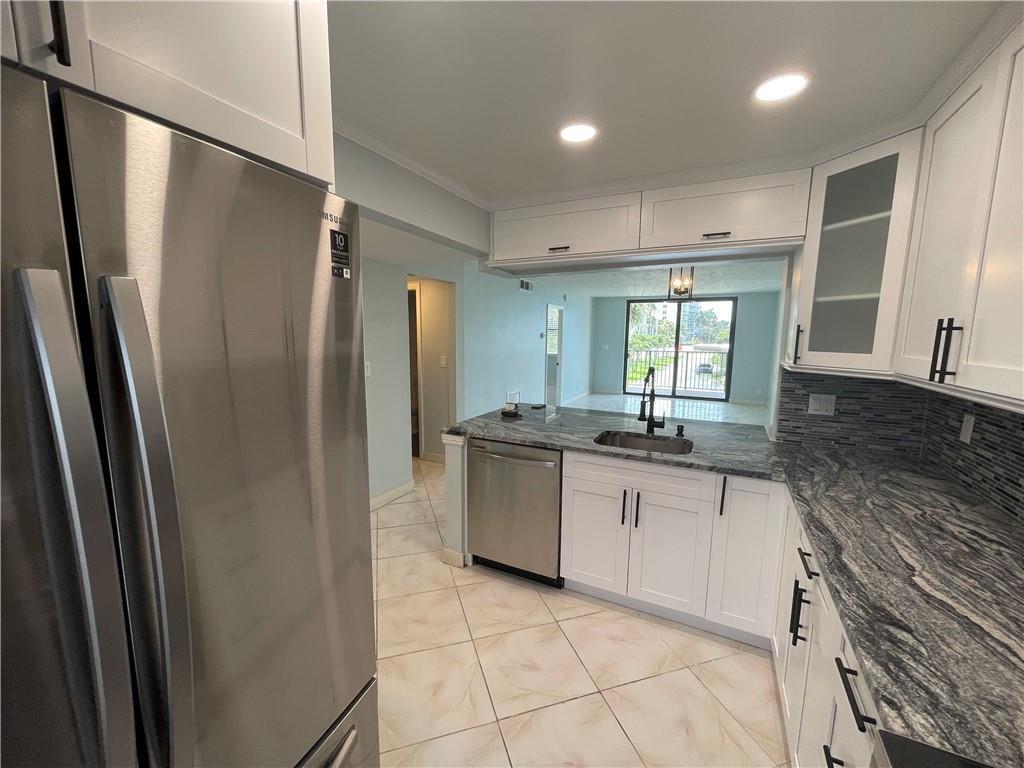 801 N OCEAN Boulevard # 202, Pompano Beach FL 33062 photo 4