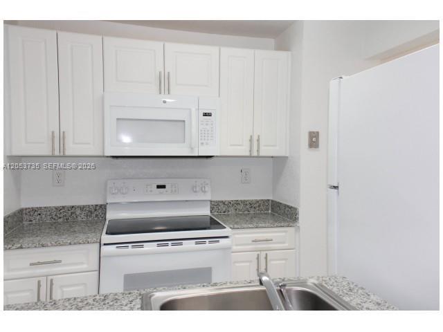 1850 SW 122nd Ave # 318, Miami FL 33175 photo 5
