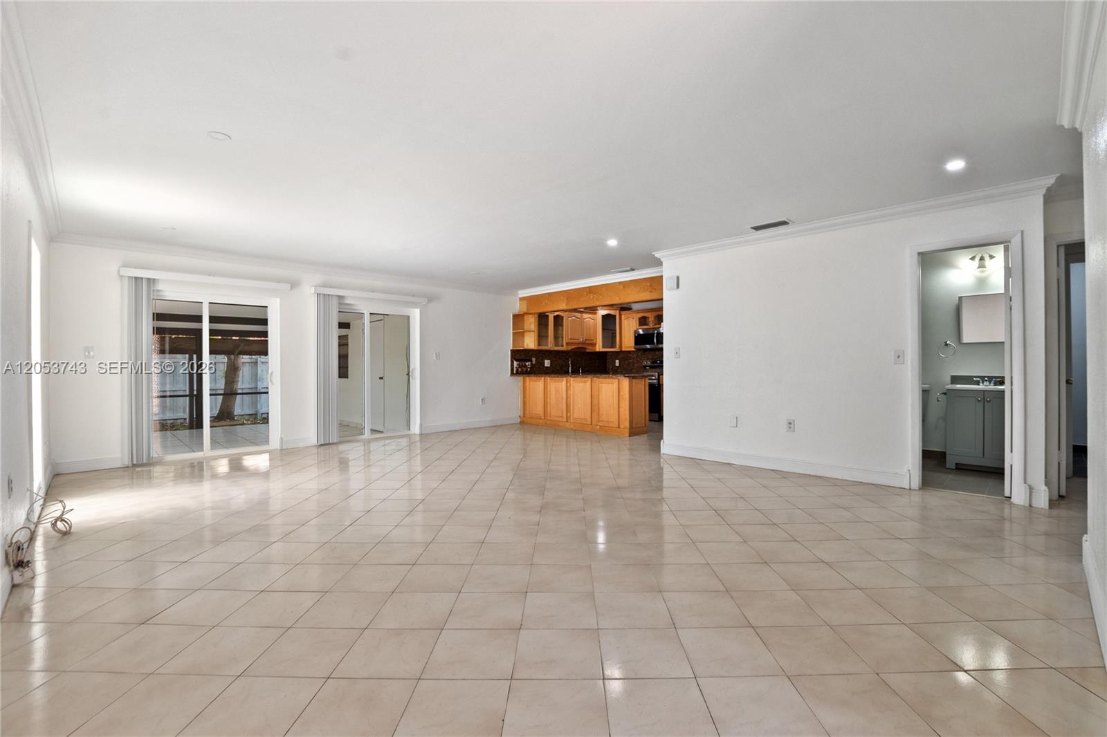 12262 SW 10th St, Miami FL 33184 photo 3