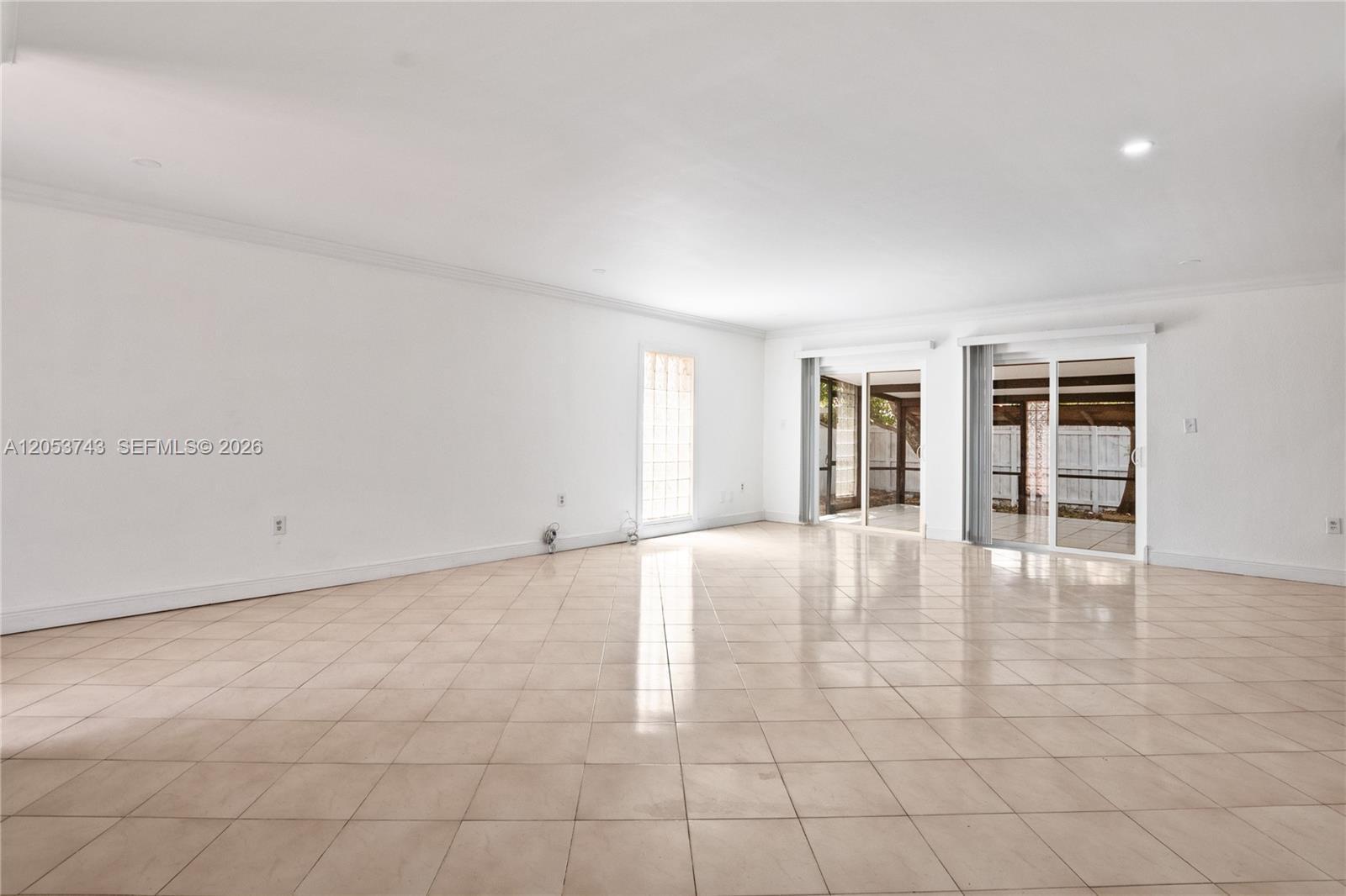 12262 SW 10th St, Miami FL 33184 photo 4