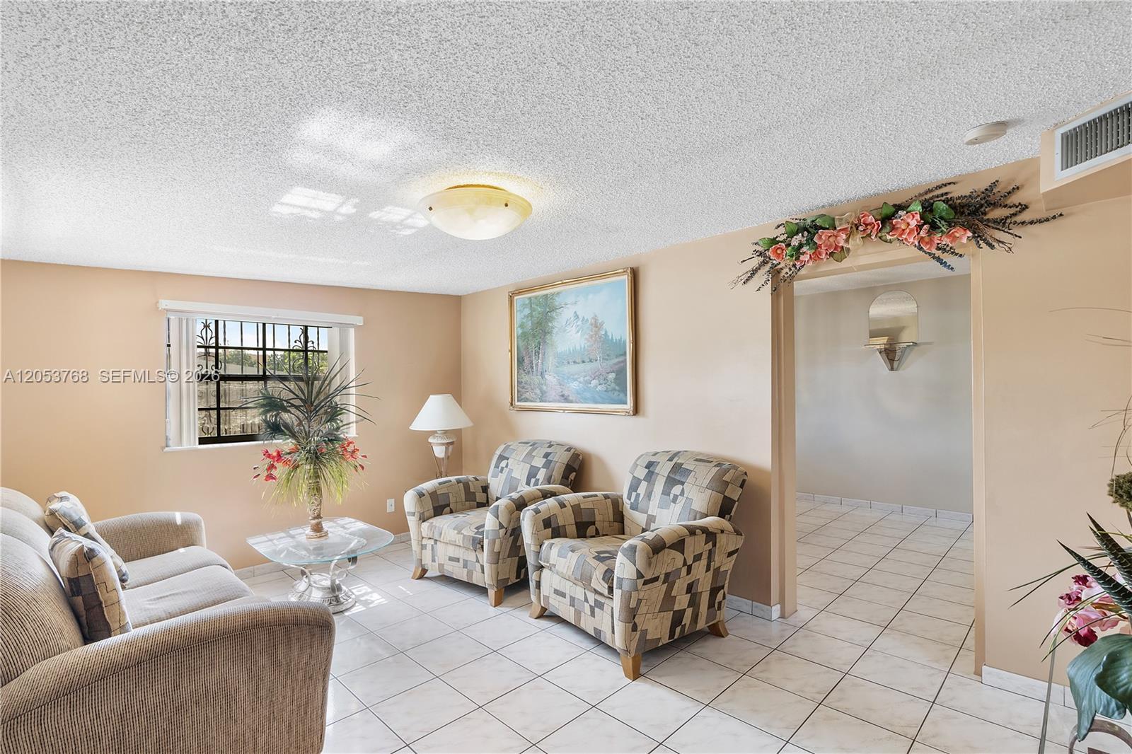 601 E 22nd St # 601, Hialeah FL 33013 photo 5