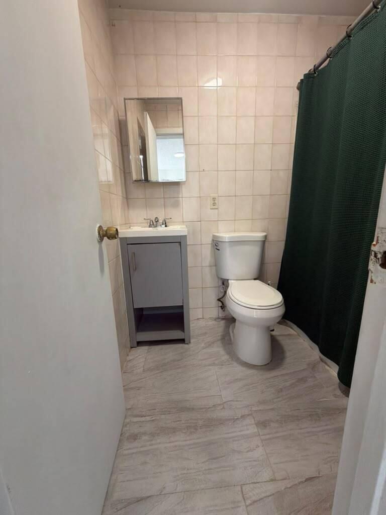 2137 NW 1st Terrace # R, Miami FL 33125 photo 5