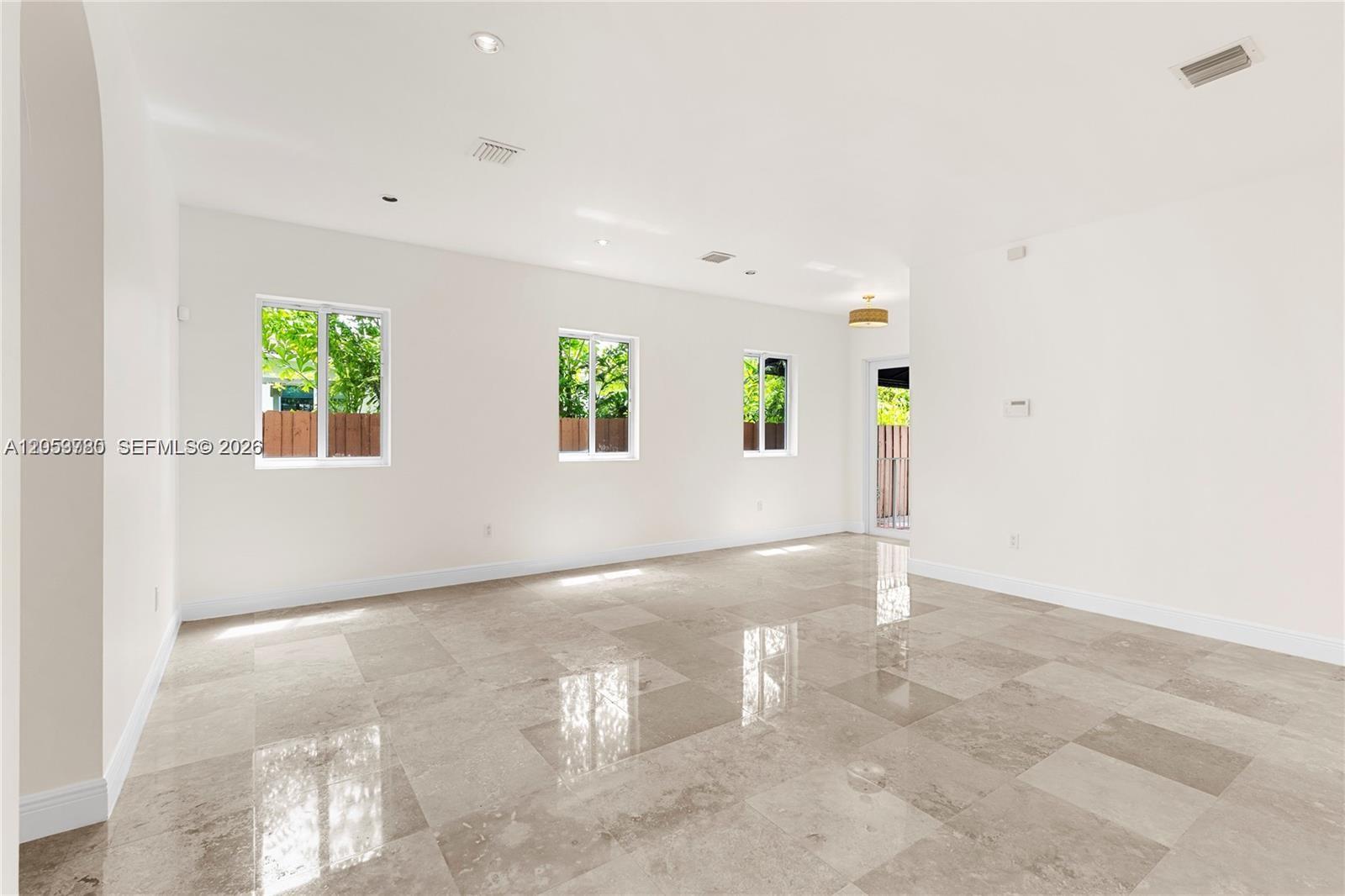 4023 SW 10th St, Miami FL 33134 photo 4