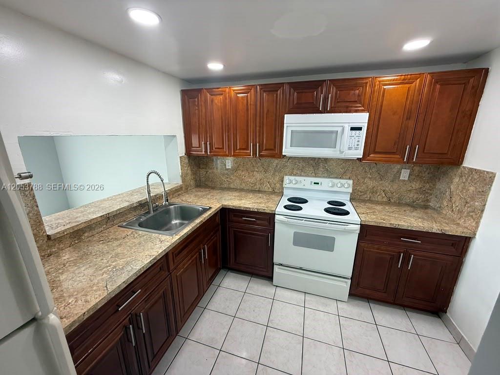 11780 SW 18th St # 2, Miami FL 33175 photo 2