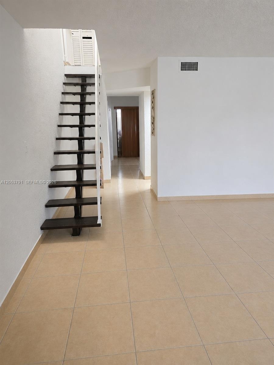 1705 W 58th St # 27, Hialeah FL 33012 photo 3