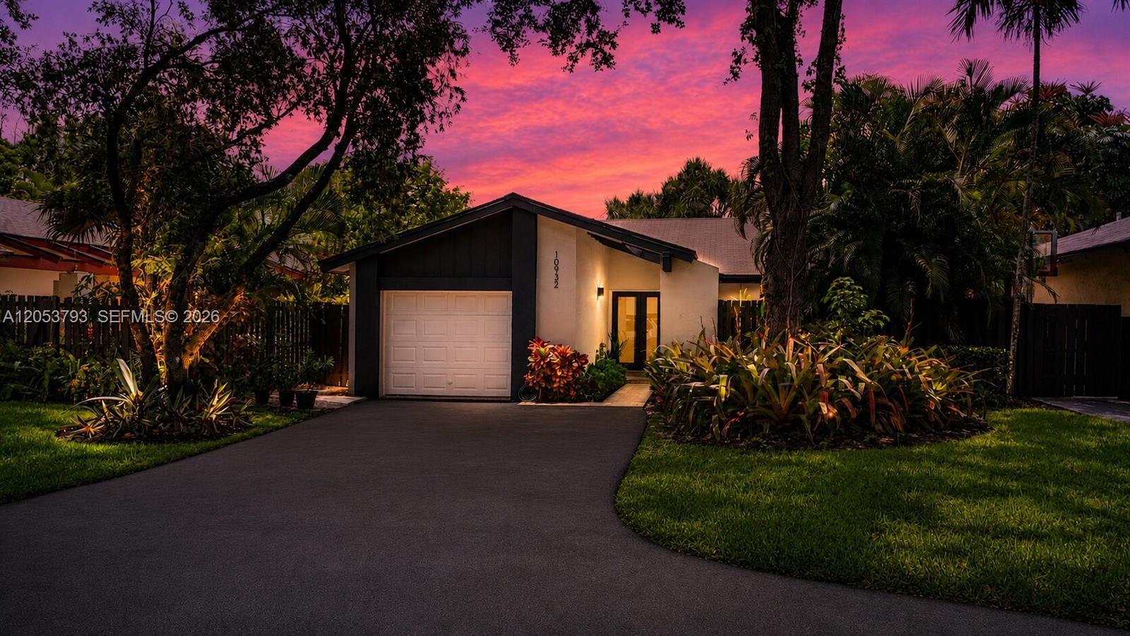 10932 SW 135th Ct Cir, Miami FL 33186