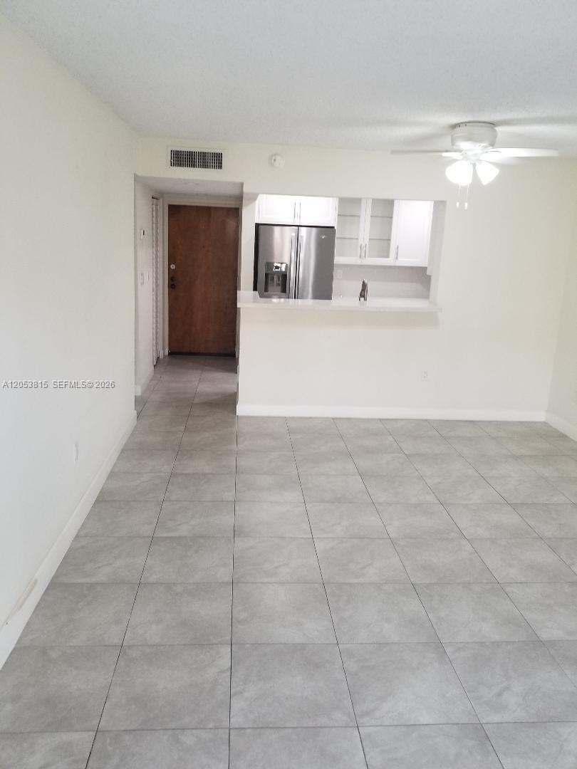 5201 NW 7th St # 408, Miami FL 33126 photo 5