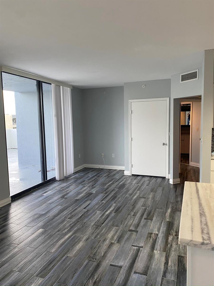 1330 WEST Avenue # 403, Miami Beach FL 33139 photo 3
