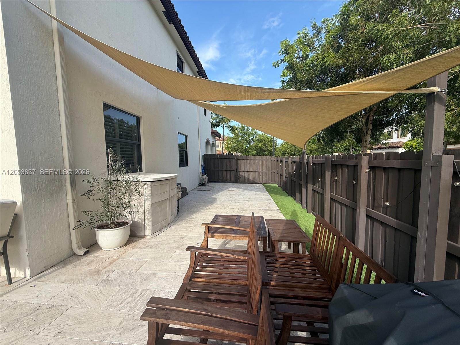 116 NE 24th Ter, Homestead FL 33033 photo 5
