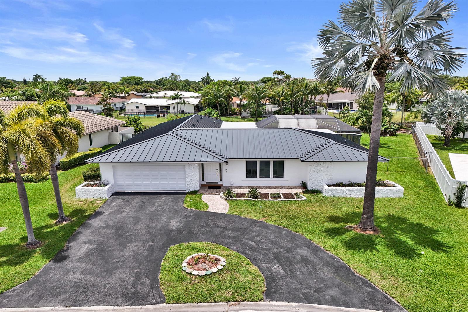 1852 NW 82ND Avenue, Coral Springs FL 33071 photo 5