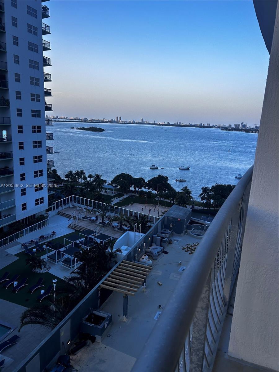1750 N Bayshore Dr # 1707, Miami FL 33132 photo 2