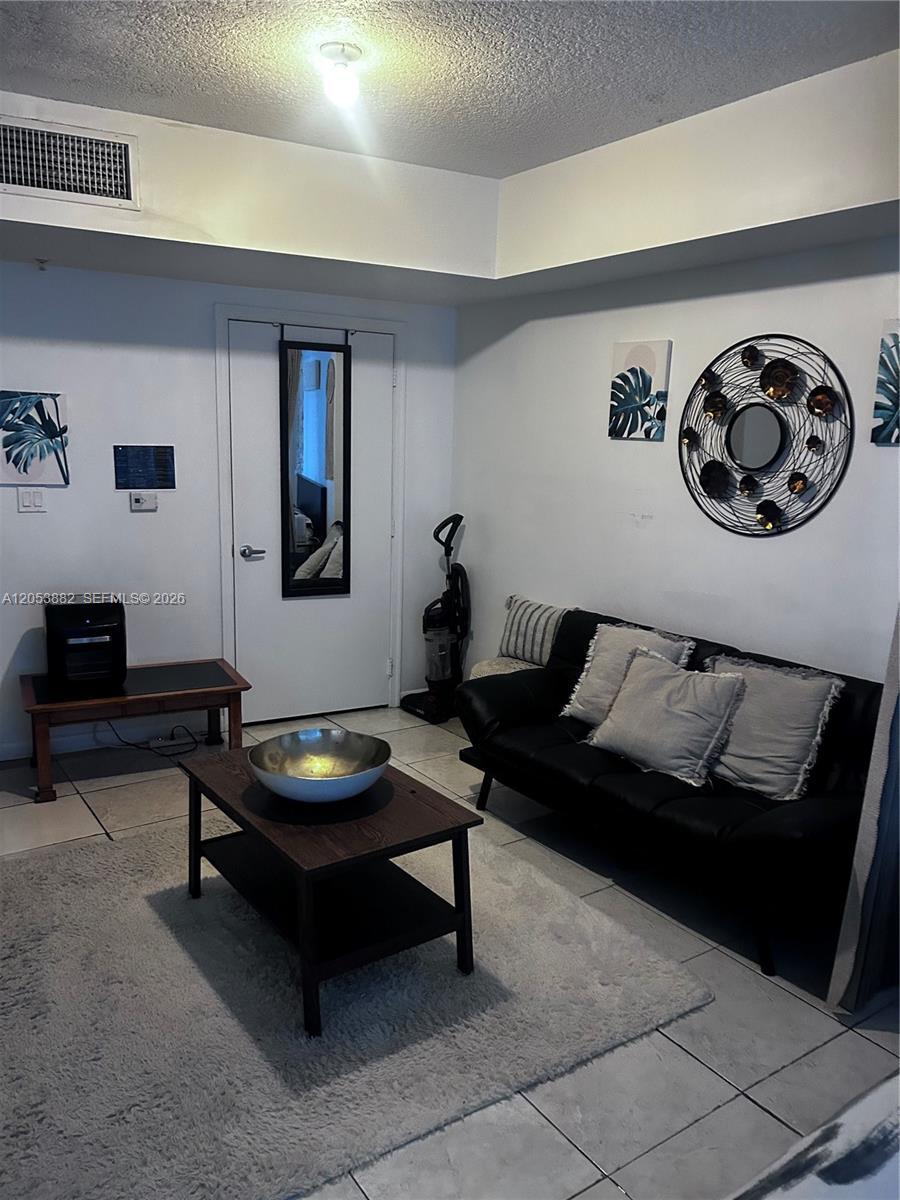 1750 N Bayshore Dr # 1707, Miami FL 33132 photo 3